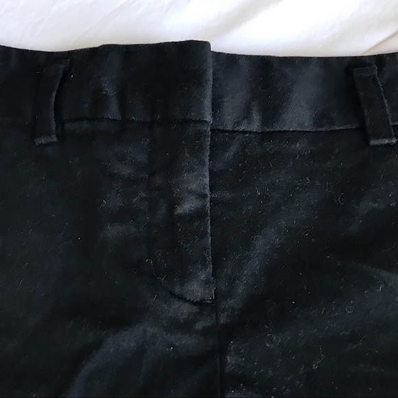 🔥EUC EXPRESS DRESSY FULLY LINED REALLY NICE SOLID BLACK PAIR OF SHORTS!! - Picture 2 of 7